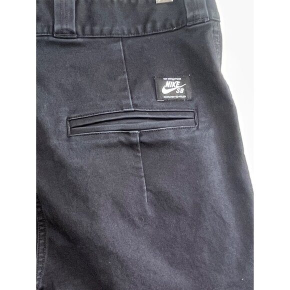 Nike SB Skateboarding Shorts Mens M 30 Black Canvas Stretch 10" Inseam - Picture 3 of 9